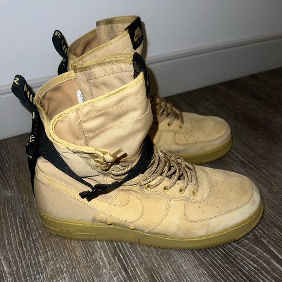 Nike SF Air Force 1 - Picture 4 of 9